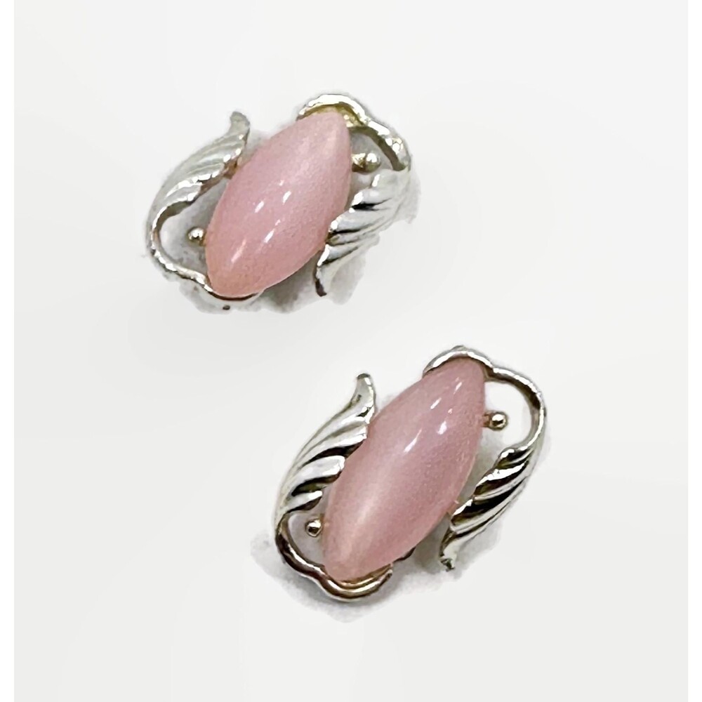 Vintage Pink Thermoset Lucite Clip Earrings: Mid Century Silver Tone